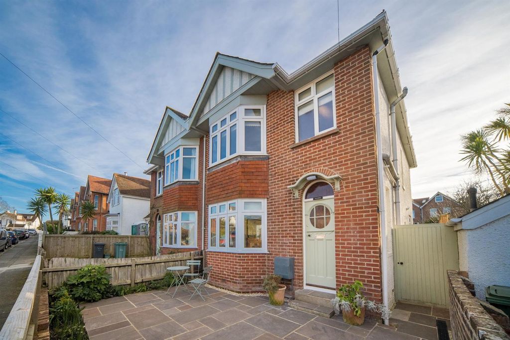 Property photo 1 of 20 1674-001-Websize.Jpeg