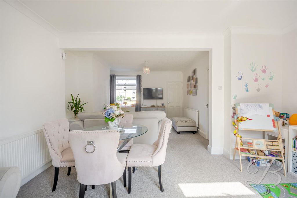 Property photo 2 of 33 Ccltd-24.Jpg