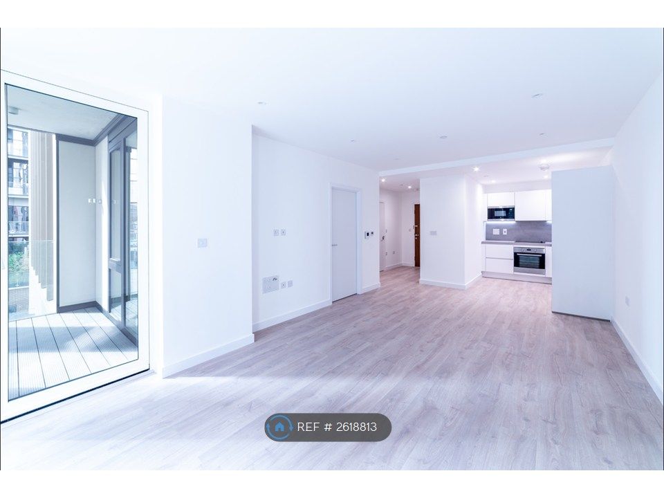 Property photo 1 of 12 Lounge/Kitchen