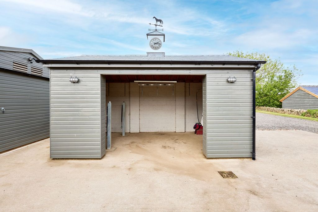 Additional image 44 of 5 bed detached house for saleStainborough Fold Farm, Hood Green S75