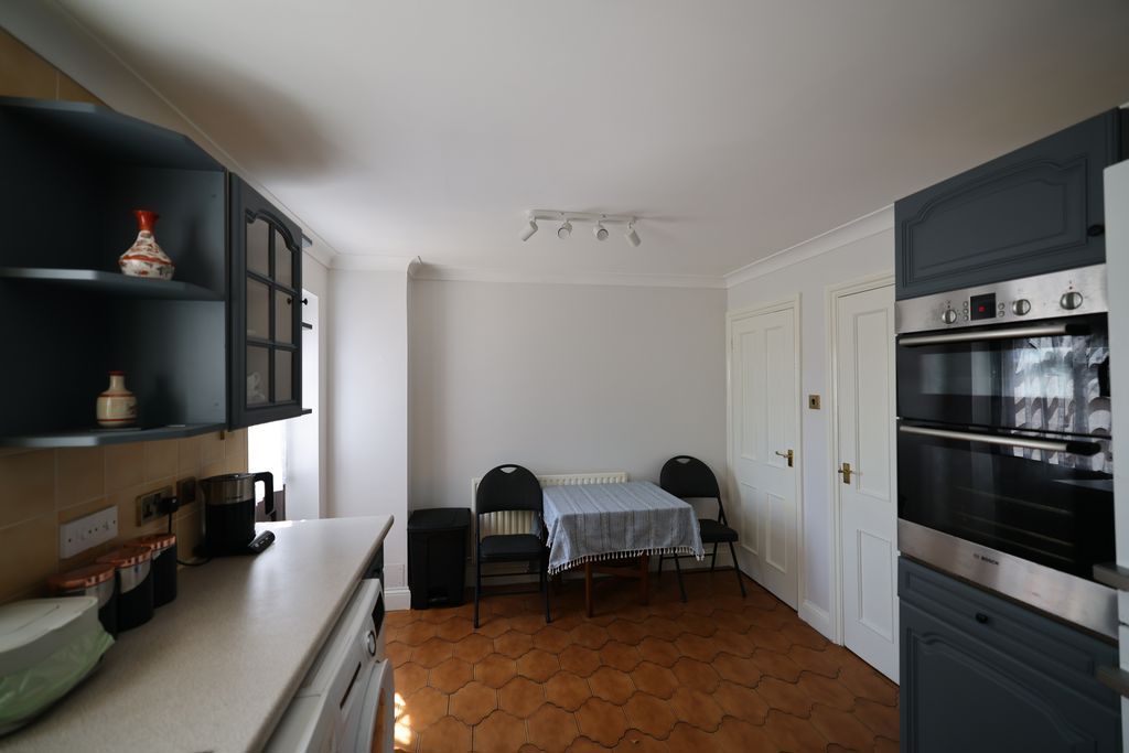 Property photo 3 of 19 Kitchen/Diner