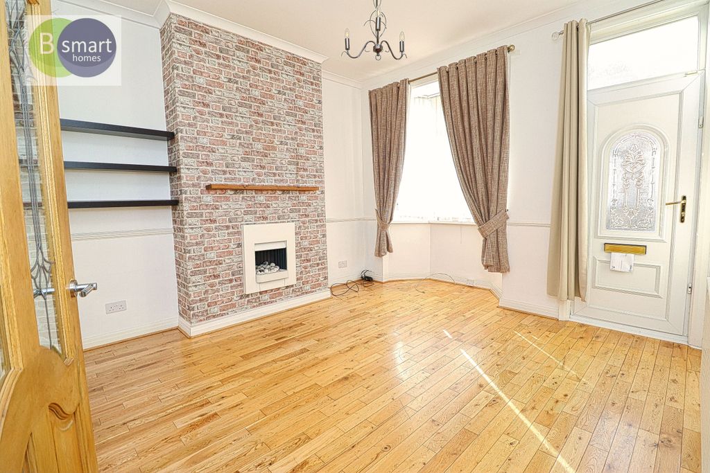 Property photo 2 of 11 Img_7759