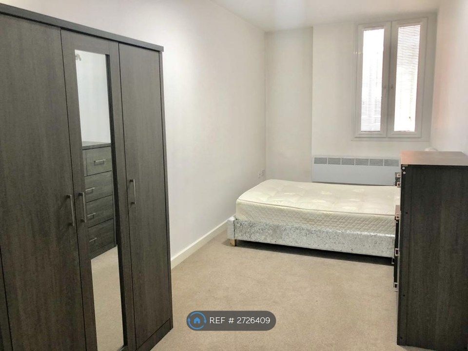 Property photo 3 of 8