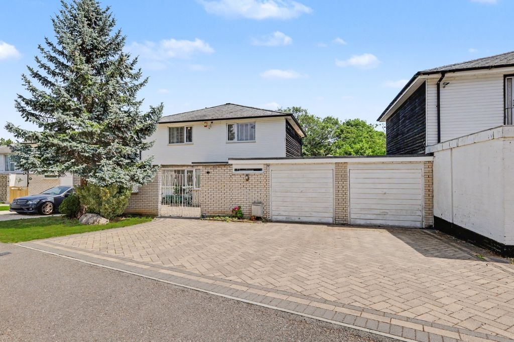 Property photo 1 of 22 5377240