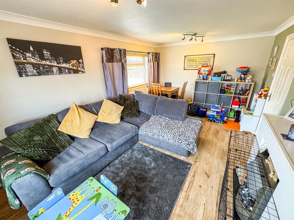 Additional image 4 of 2 bed flat for saleNewark Drive, Corby NN18