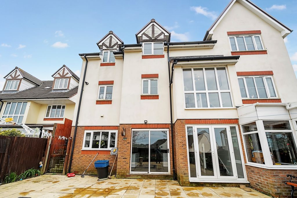 Property photo 3 of 22 1271816 (20)