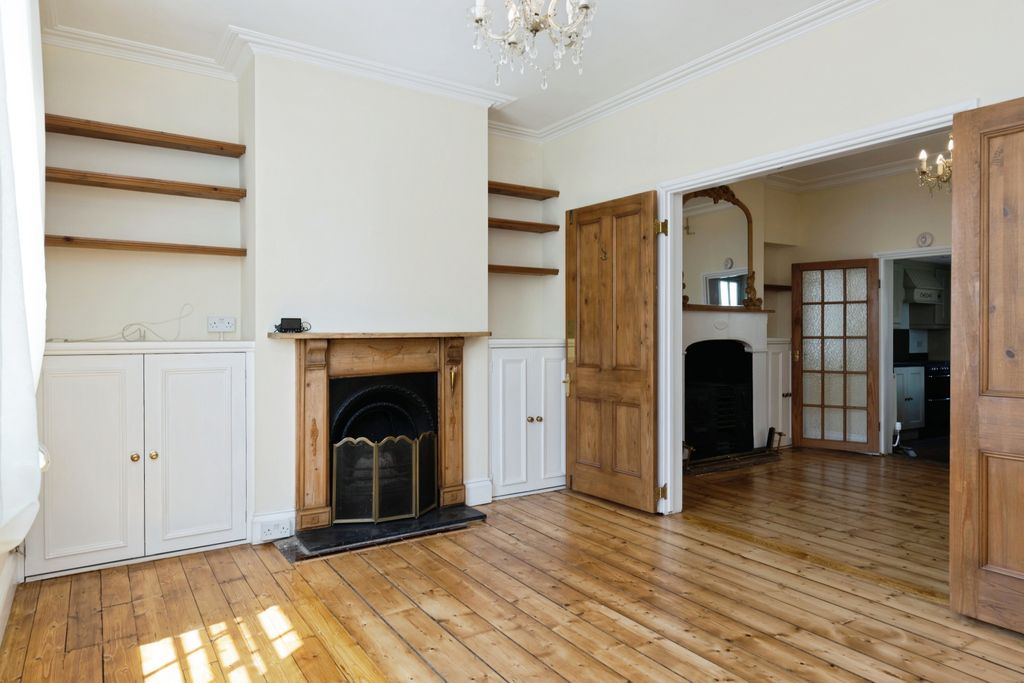 Property photo 2 of 23 Drawing Room