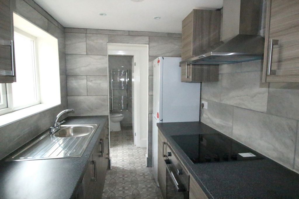 Property photo 1 of 16 Photo 1