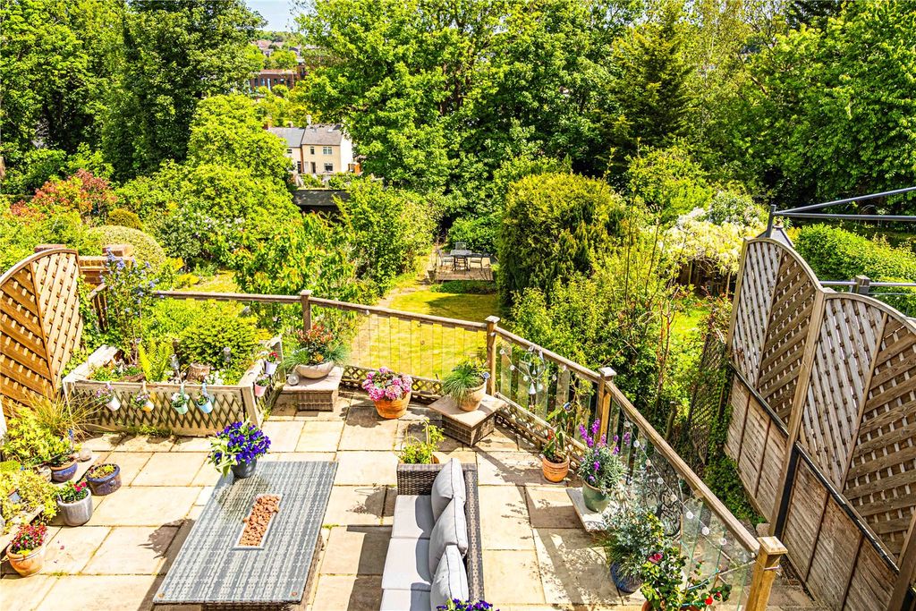 Property photo 3 of 33 Picture No. 29