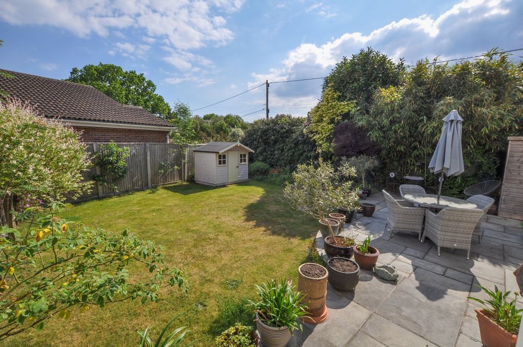 Property photo 2 of 21