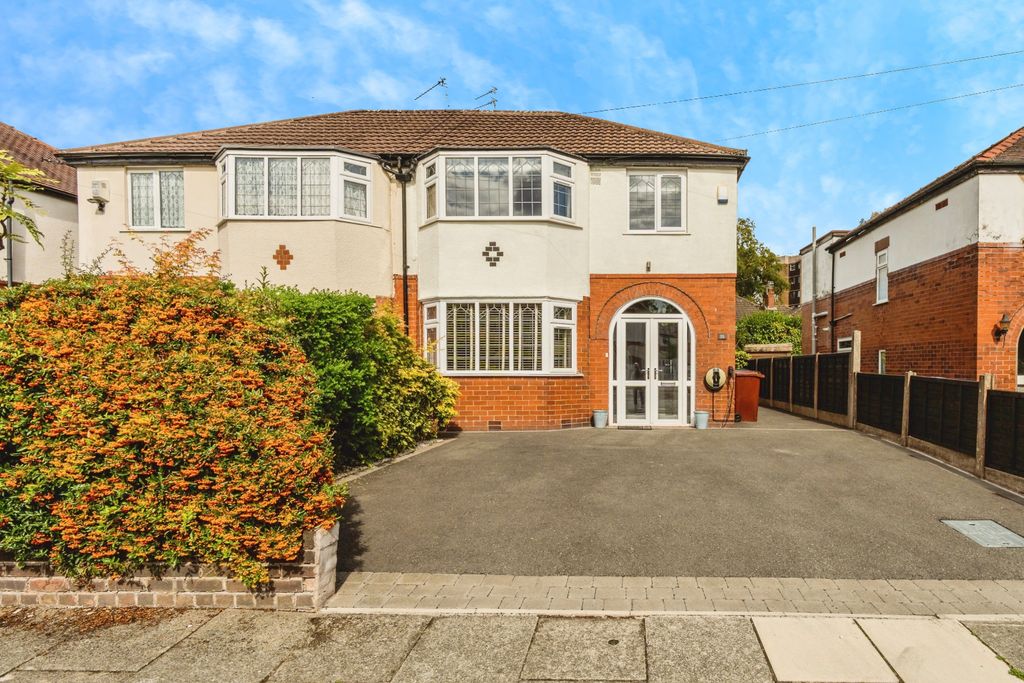 Property photo 1 of 20