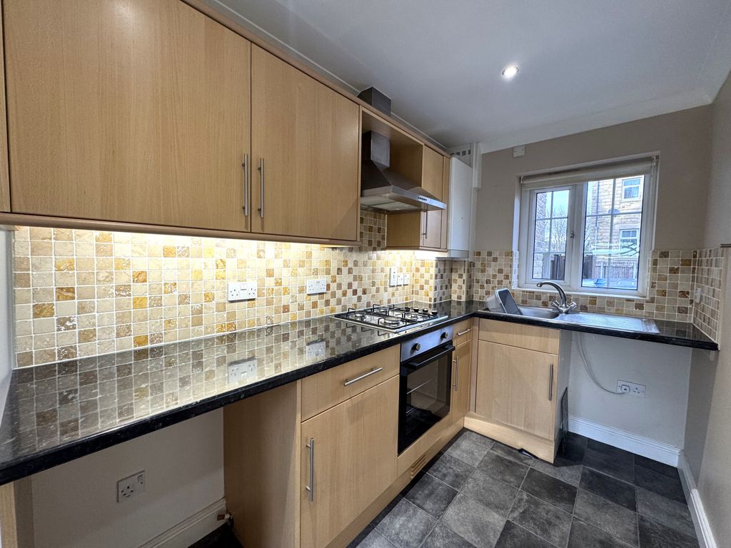 Property photo 2 of 14 Kitchen