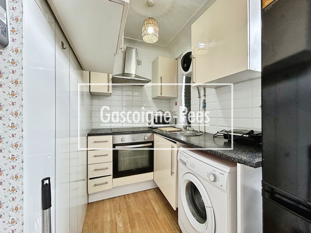 Property photo 1 of 5