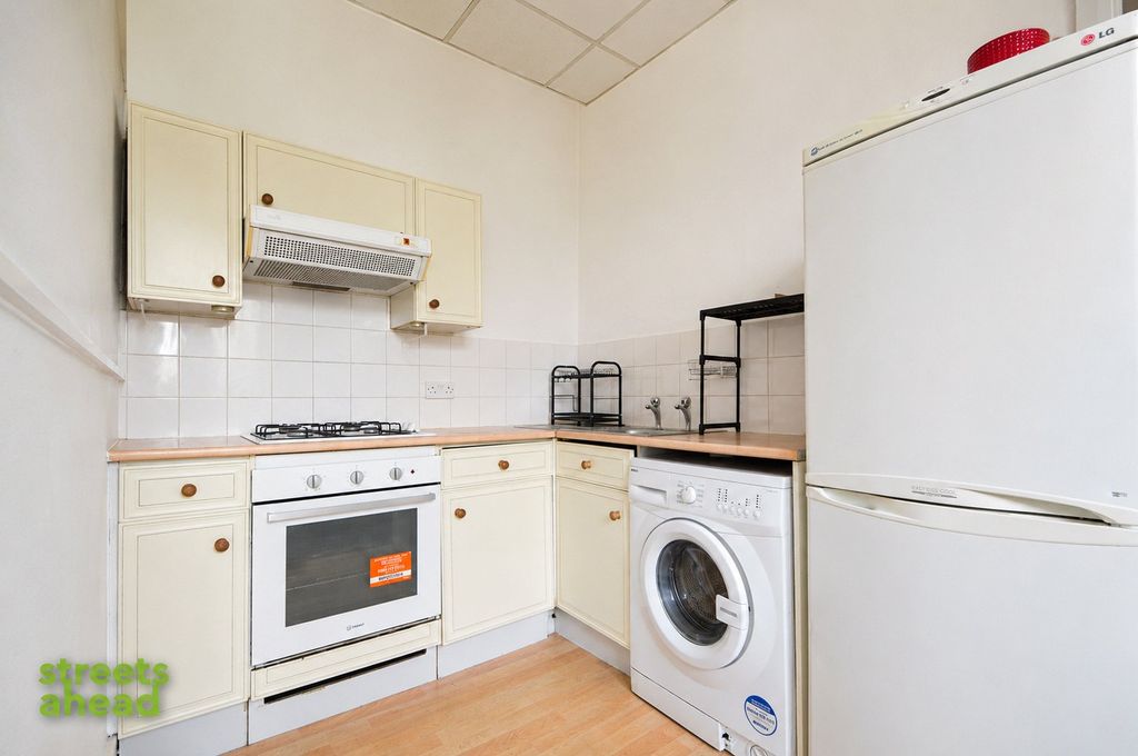 Property photo 3 of 8 Picture No. 07