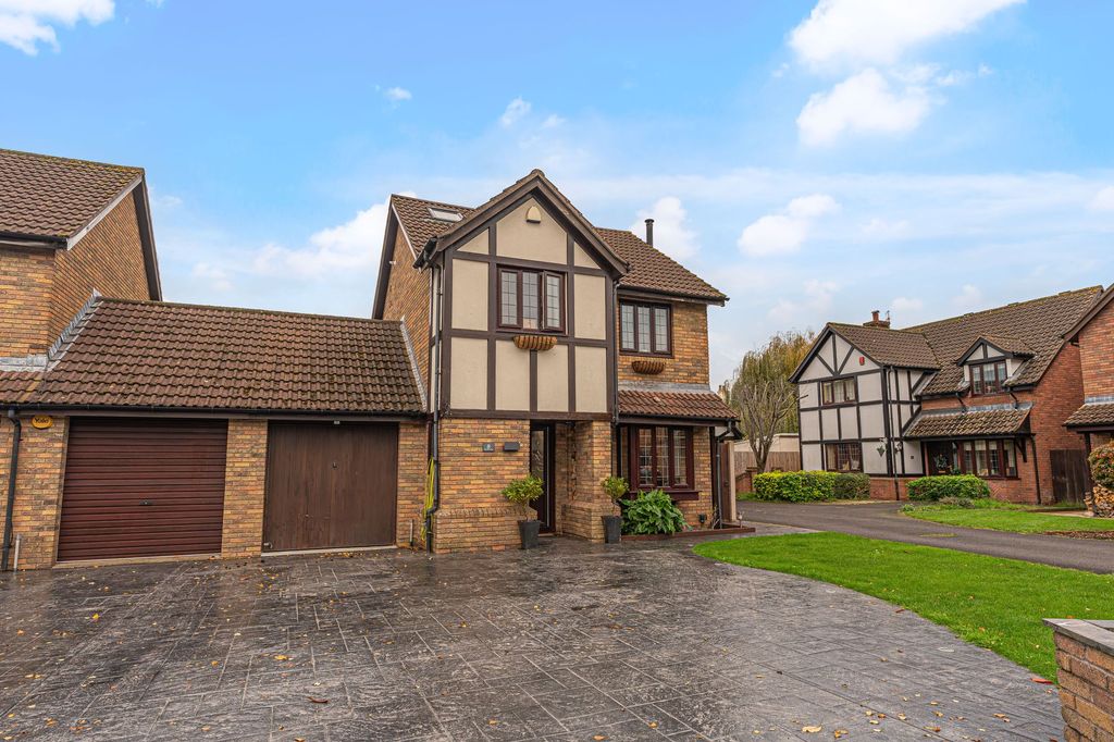 Property photo 1 of 38