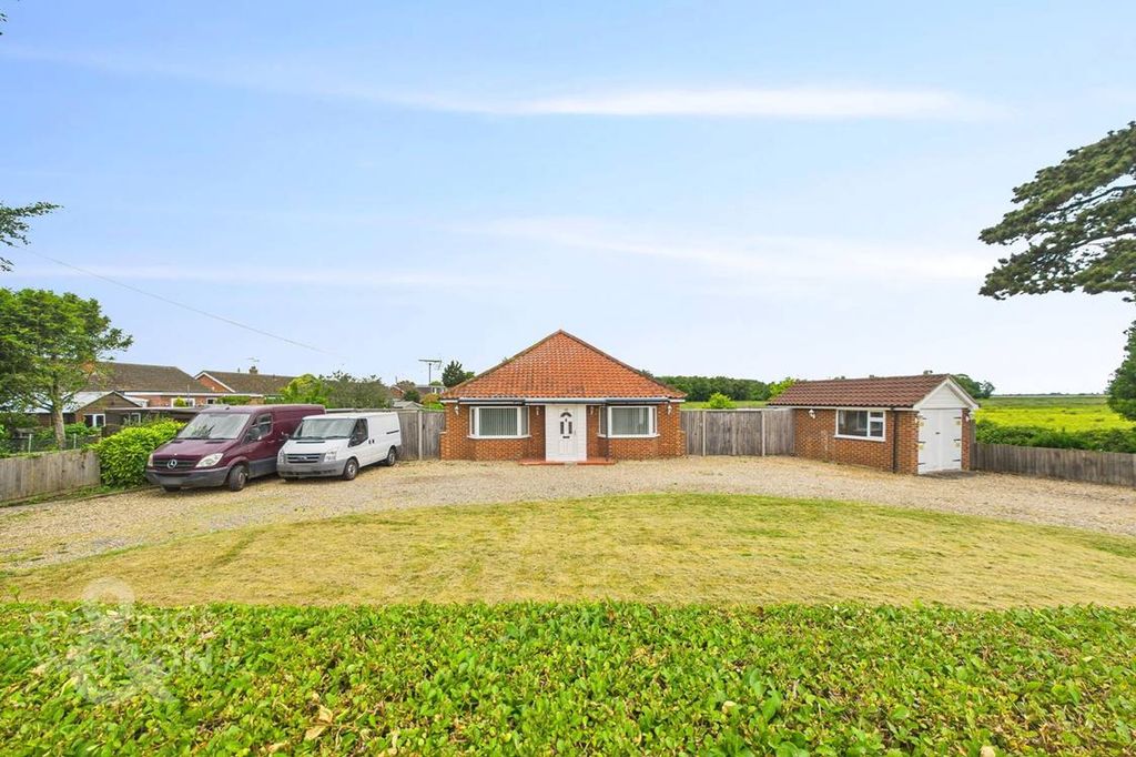 Property photo 3 of 25