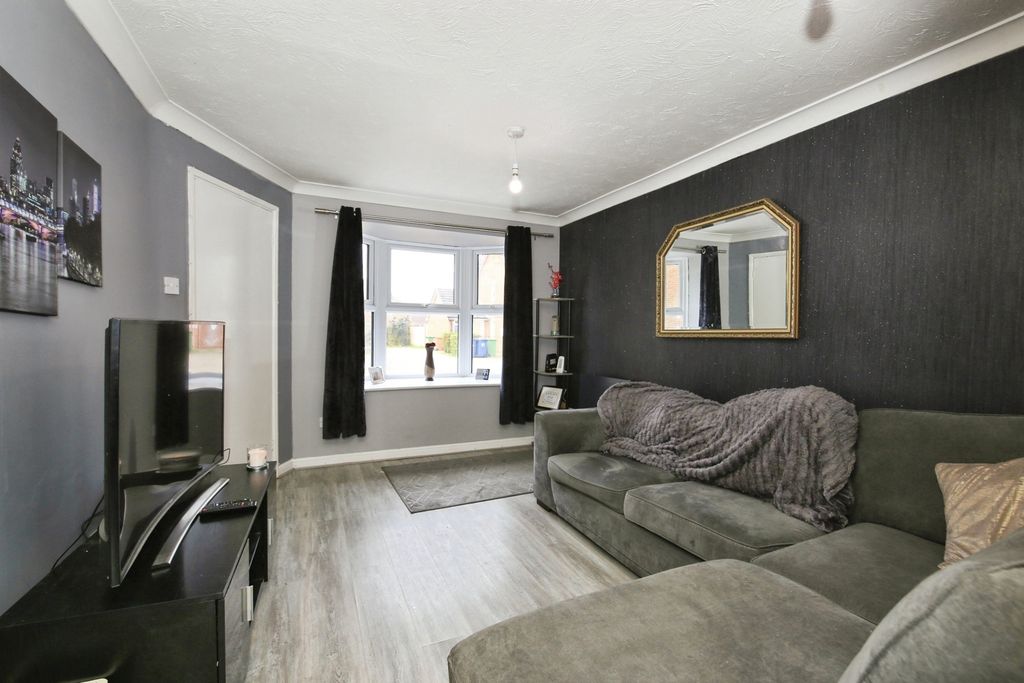 Property photo 3 of 13 Pbox-Img.Jpg