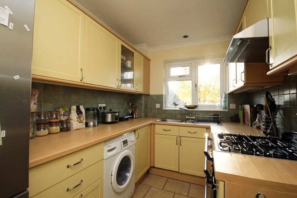 Property photo 3 of 4