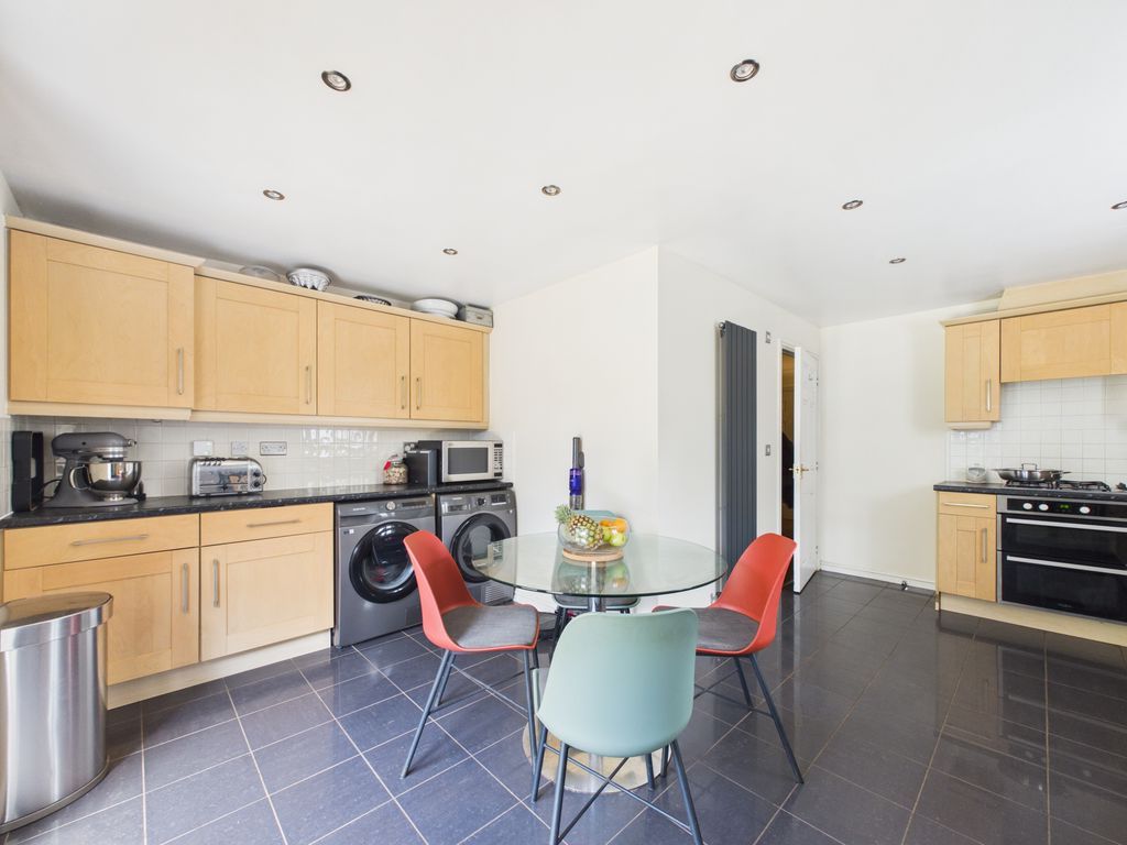 Property photo 3 of 17 Kitchen/Diner