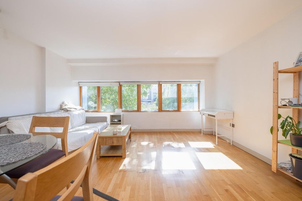 Property photo 1 of 22 014A9947-Hdr.Jpg