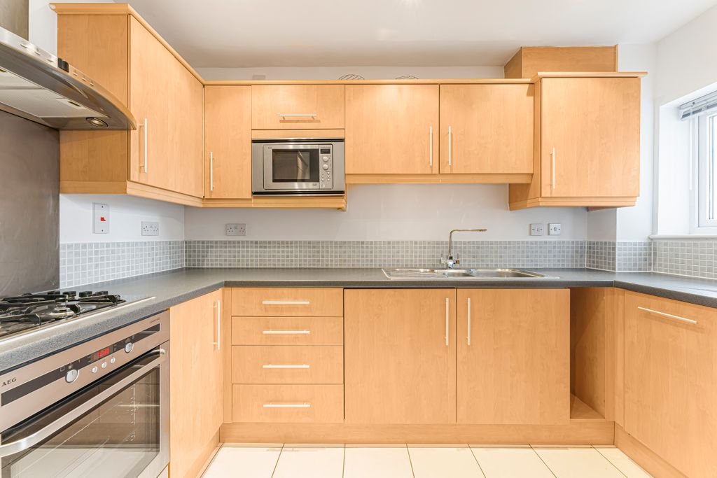 Property photo 2 of 20 Mnh04147