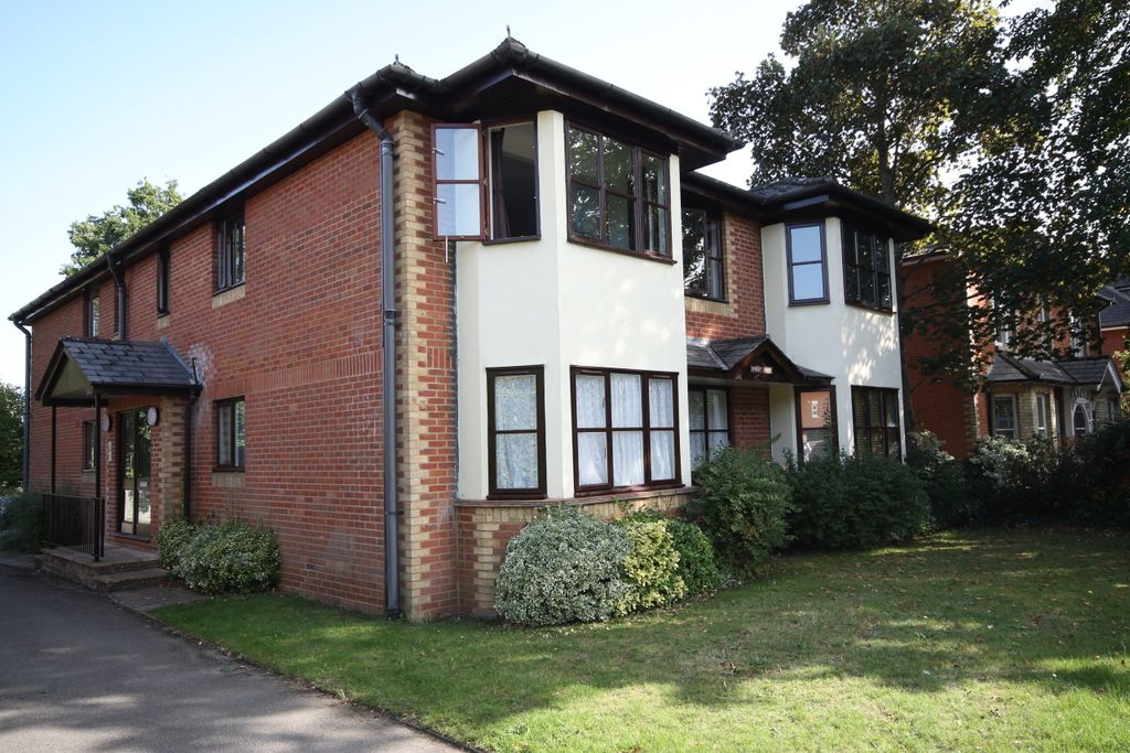Property photo 1 of 4
