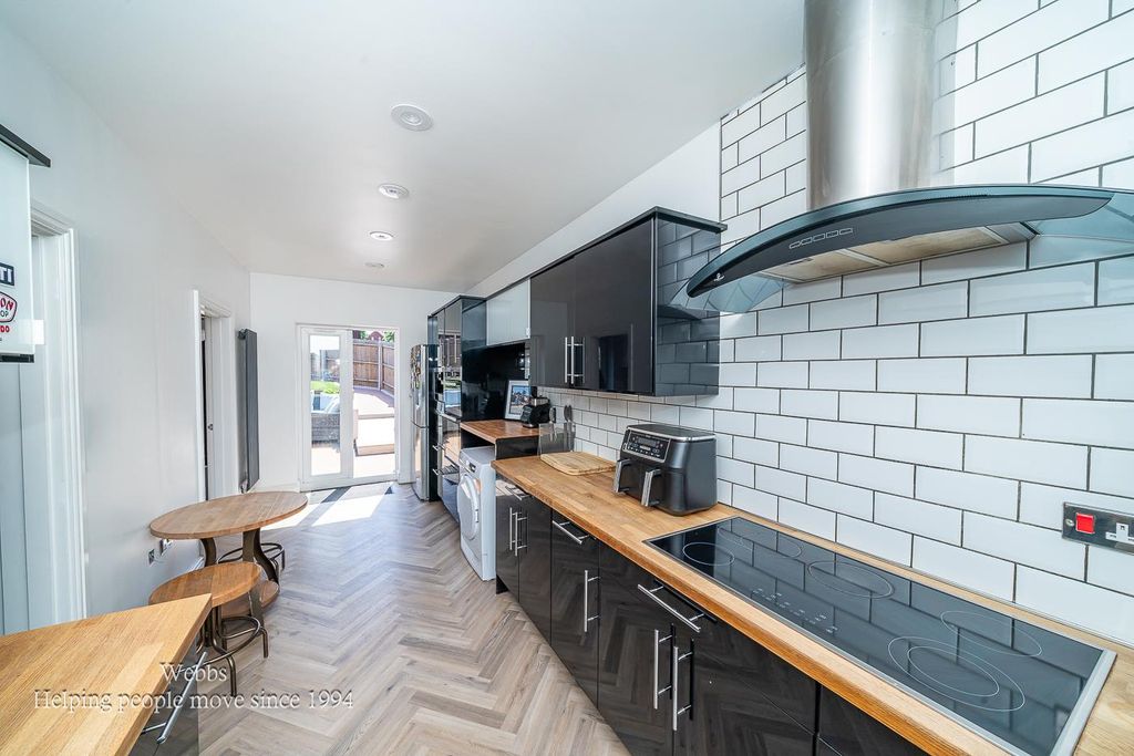 Property photo 3 of 29 Webbs-18.Jpg