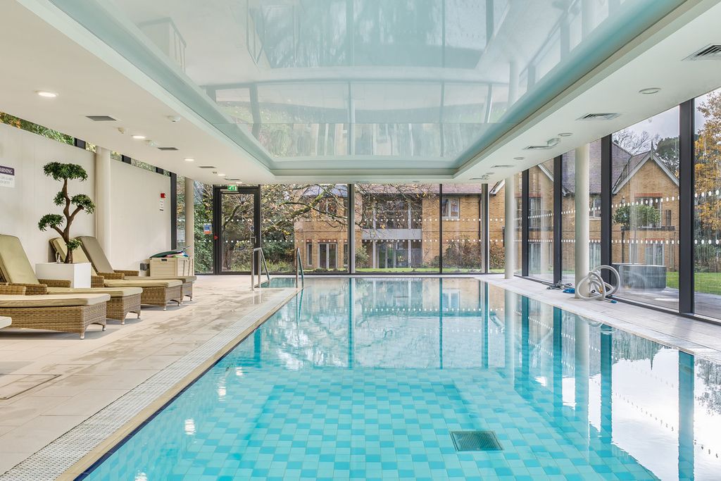 Property photo 2 of 23