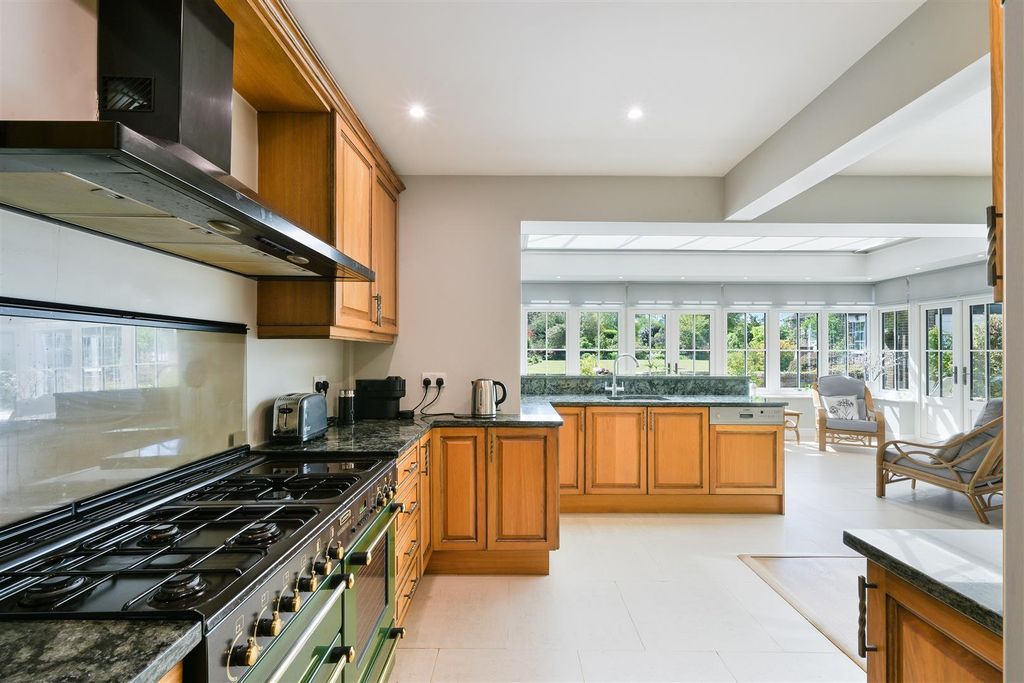 Property photo 2 of 25 White Beam Way, 3- (31).Jpg