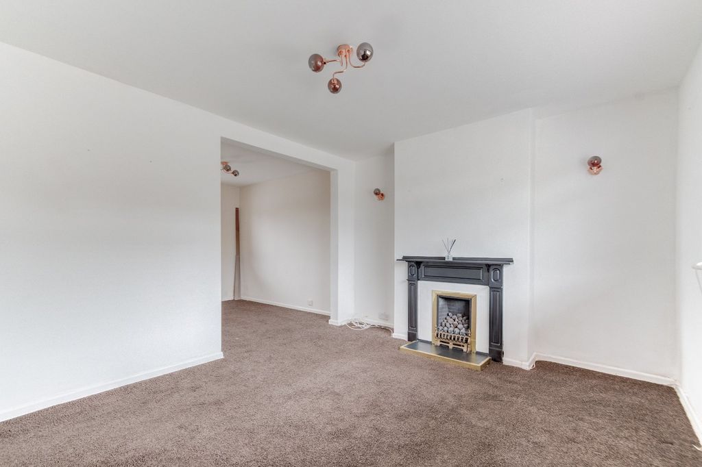 Property photo 2 of 13 Picture No. 01