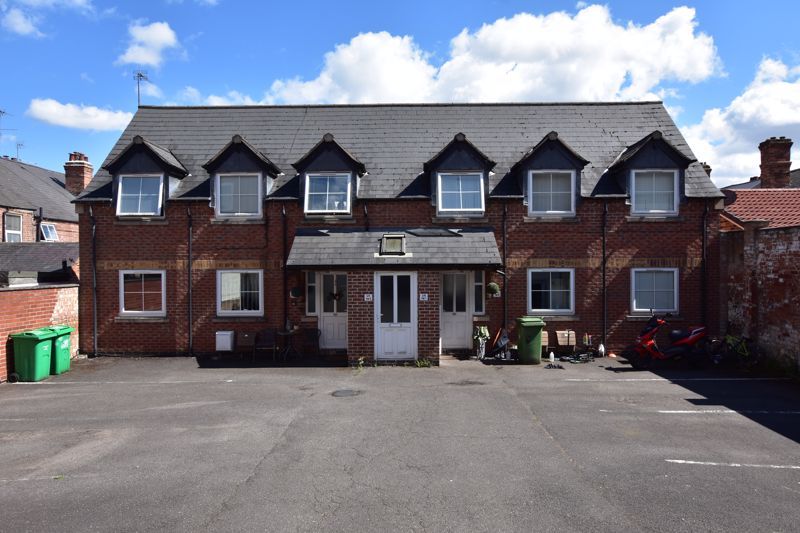 Property photo 1 of 10 Photo 5