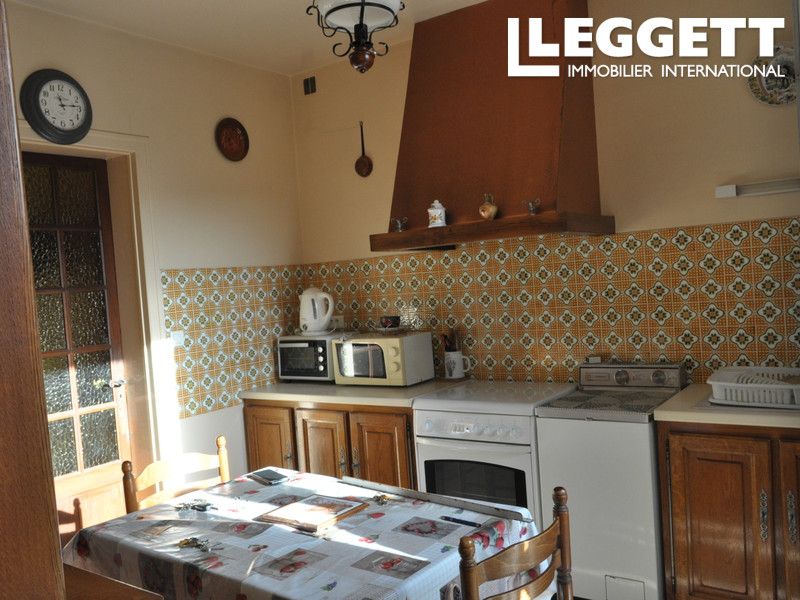 Property photo 3 of 10