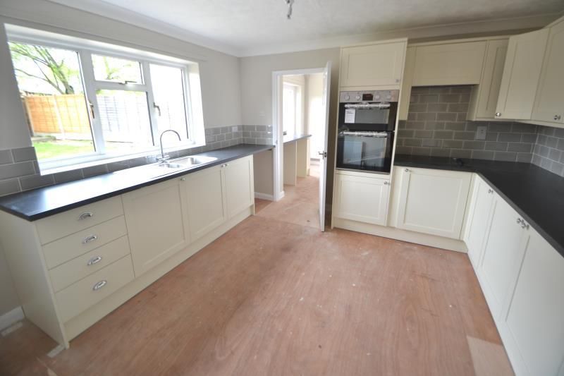 Property photo 2 of 7 Kitchen_Med.Jpg