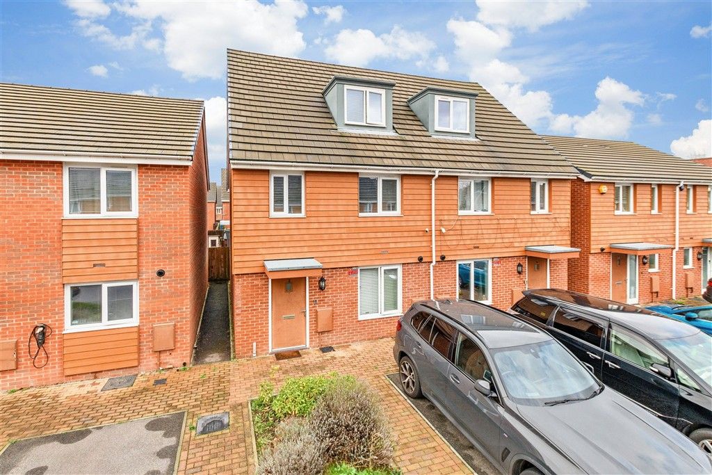 Property photo 1 of 8 External W