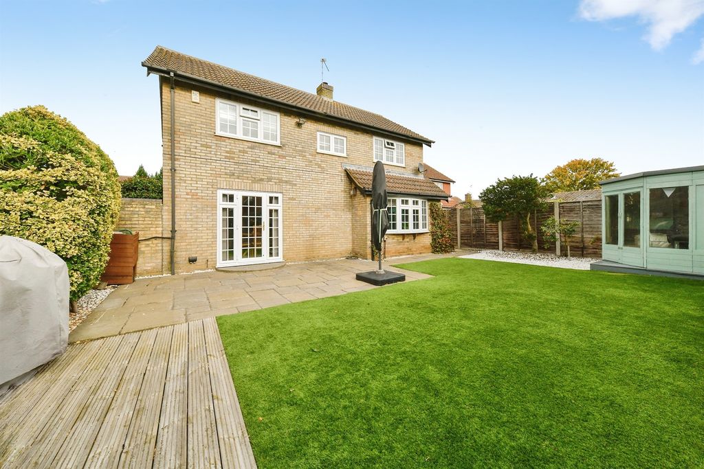 Property photo 3 of 18