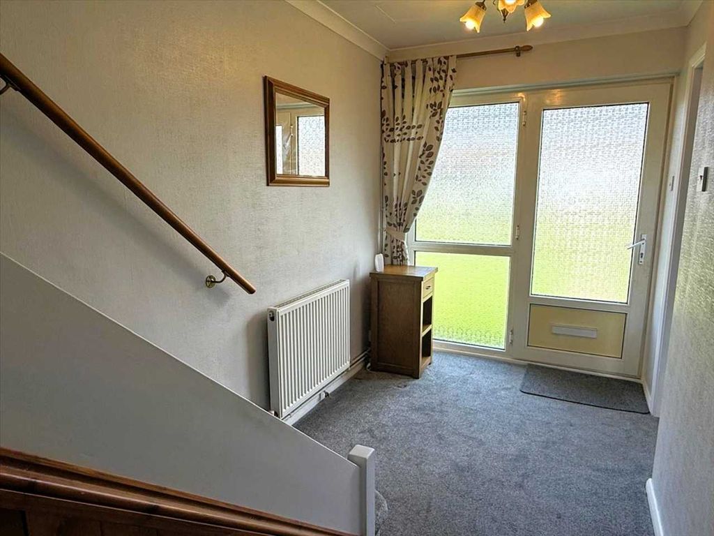 Property photo 3 of 22 Hallway