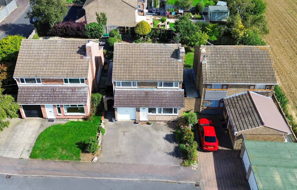 Property photo 1 of 23