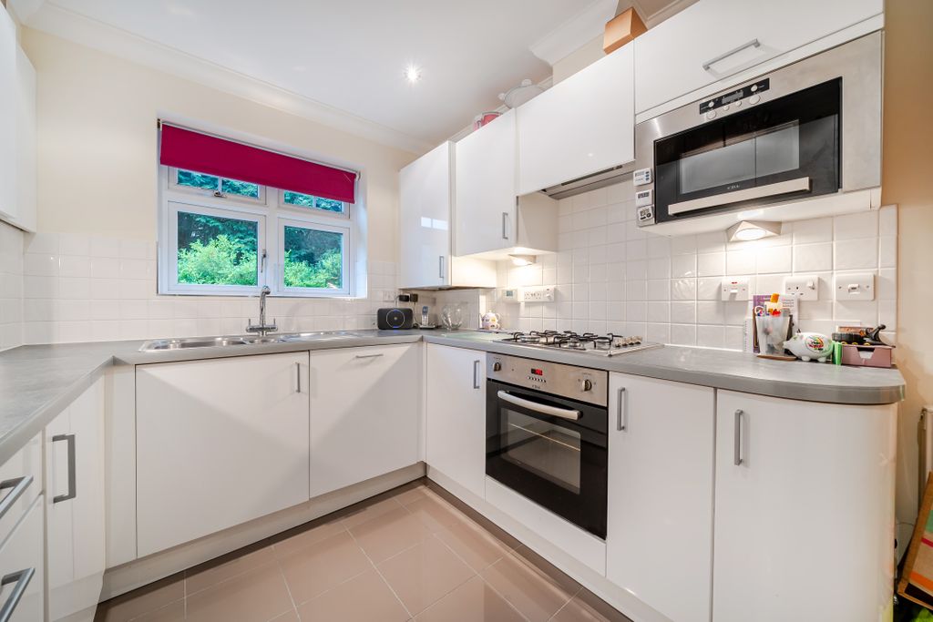 Property photo 3 of 16