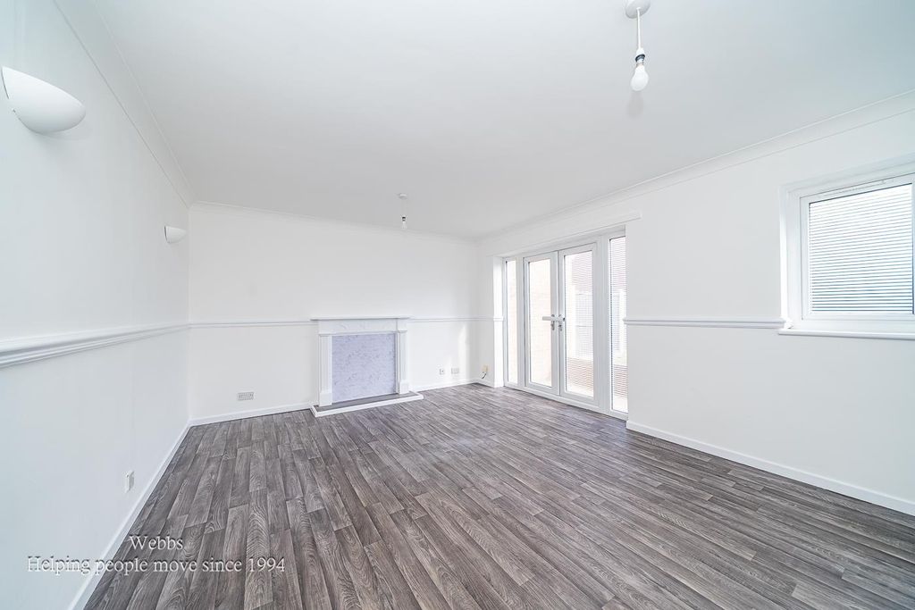 Property photo 3 of 28 Webbs-3.Jpg