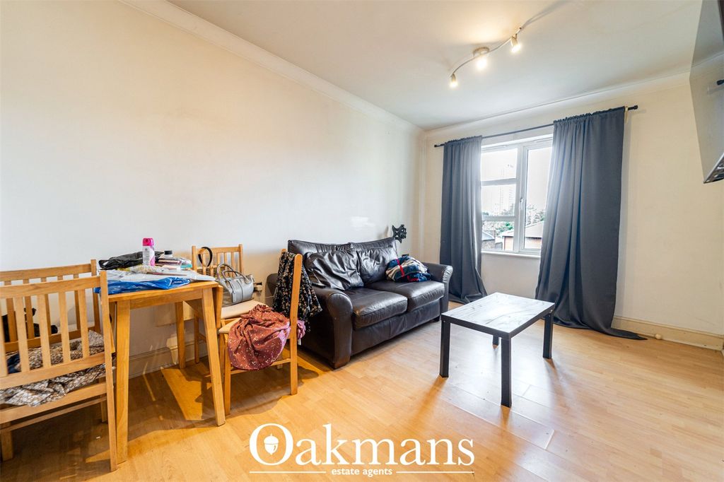Property photo 2 of 11 Picture No. 04