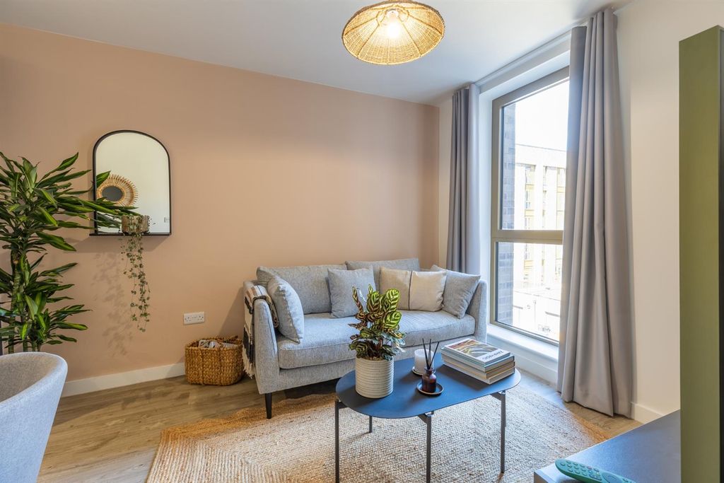 Property photo 1 of 19 1 Bed-12.Jpg