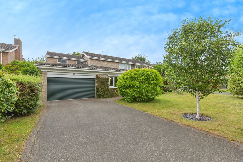 Property photo 1 of 20