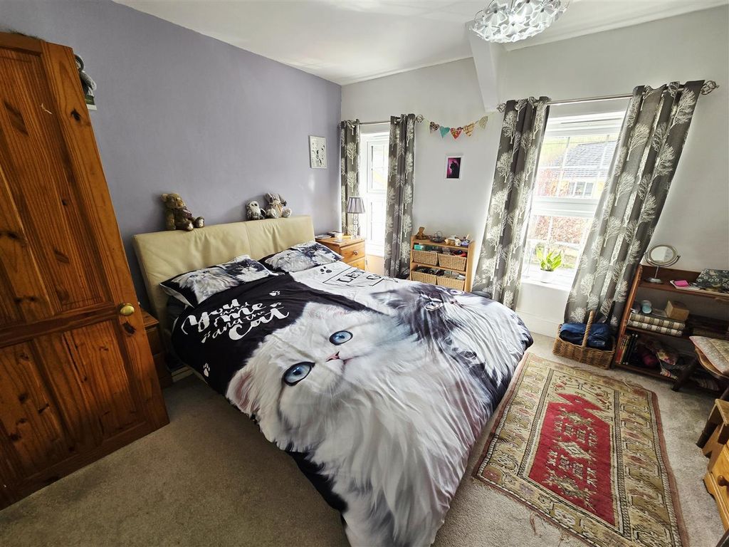 Property photo 3 of 20