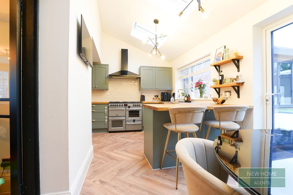 Property photo 2 of 22 Photo 17