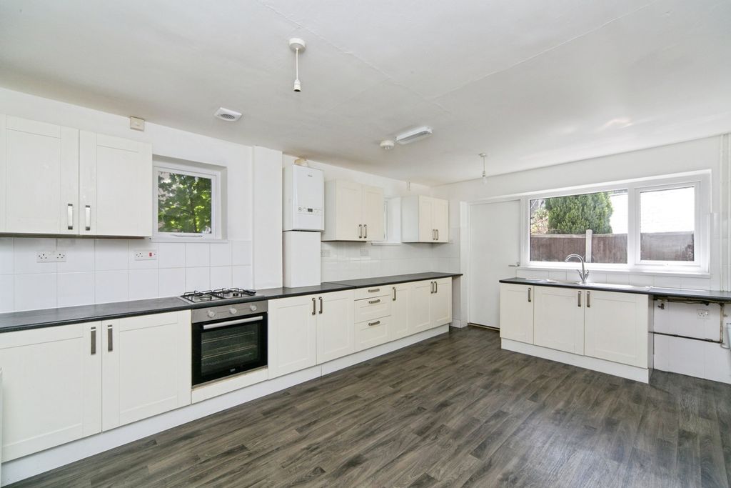 Property photo 1 of 18 Photo