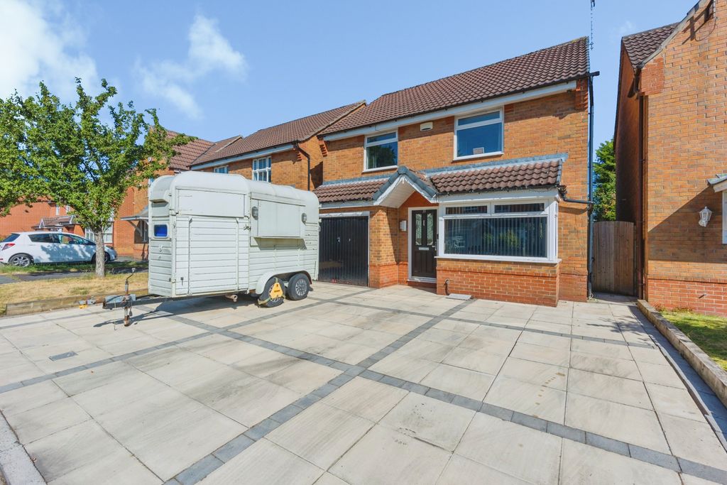 Property photo 1 of 29