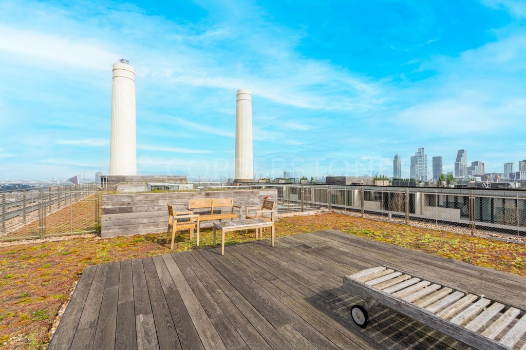 Property photo 2 of 30