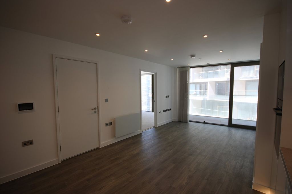 Property photo 3 of 23