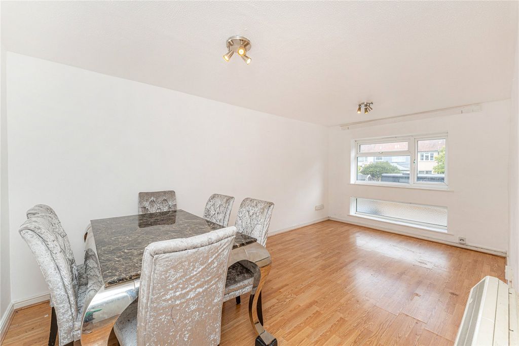 Property photo 2 of 10 Picture No. 07