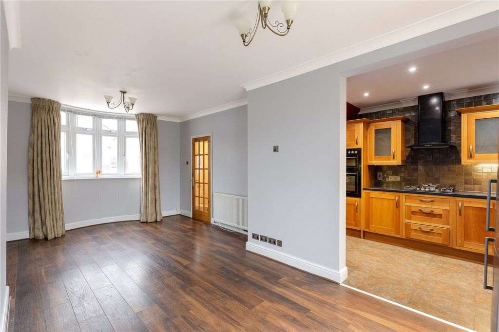 Property photo 1 of 16 Picture No. 18